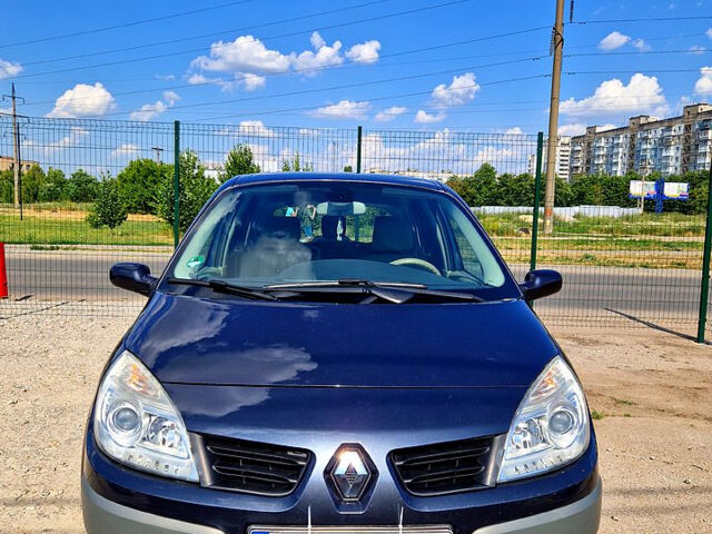 Рено Сценик, объемом двигателя 1.6 л и пробегом 150 тыс. км за 5600 $, фото 3 на Automoto.ua