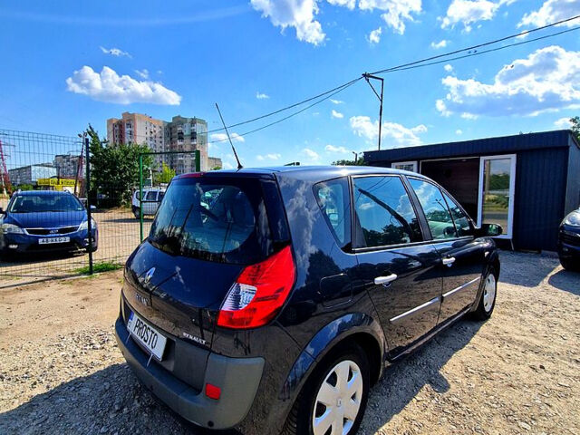 Рено Сценик, объемом двигателя 1.6 л и пробегом 150 тыс. км за 5600 $, фото 2 на Automoto.ua