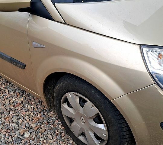 Рено Сценік, об'ємом двигуна 16 л та пробігом 184 тис. км за 5500 $, фото 2 на Automoto.ua