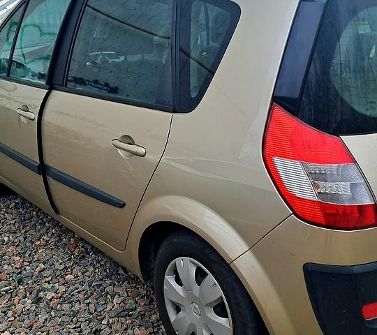 Рено Сценік, об'ємом двигуна 16 л та пробігом 184 тис. км за 5500 $, фото 7 на Automoto.ua