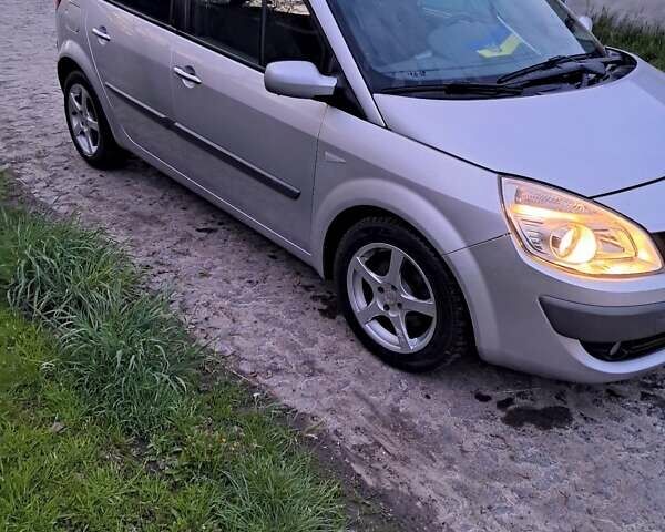 Рено Сценік, об'ємом двигуна 1.9 л та пробігом 225 тис. км за 5400 $, фото 5 на Automoto.ua