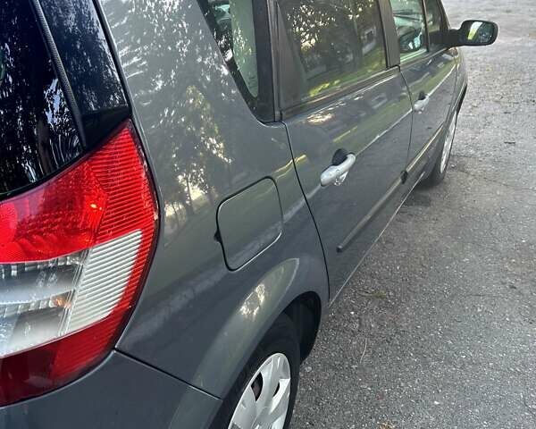 Рено Сценик, объемом двигателя 1.6 л и пробегом 228 тыс. км за 4500 $, фото 3 на Automoto.ua