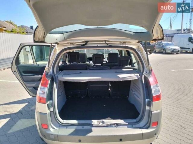 Рено Сценик, объемом двигателя 1.6 л и пробегом 235 тыс. км за 5200 $, фото 13 на Automoto.ua