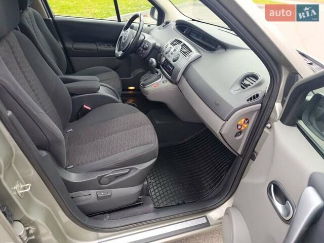 Рено Сценік, об'ємом двигуна 1.6 л та пробігом 148 тис. км за 5999 $, фото 11 на Automoto.ua