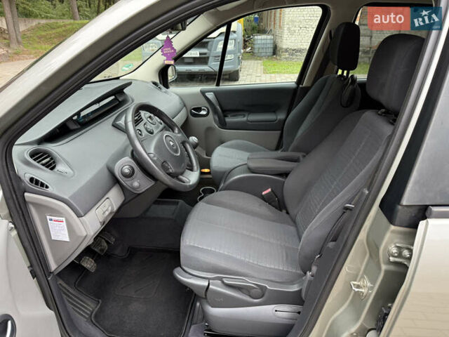 Рено Сценік, об'ємом двигуна 1.6 л та пробігом 230 тис. км за 5300 $, фото 7 на Automoto.ua