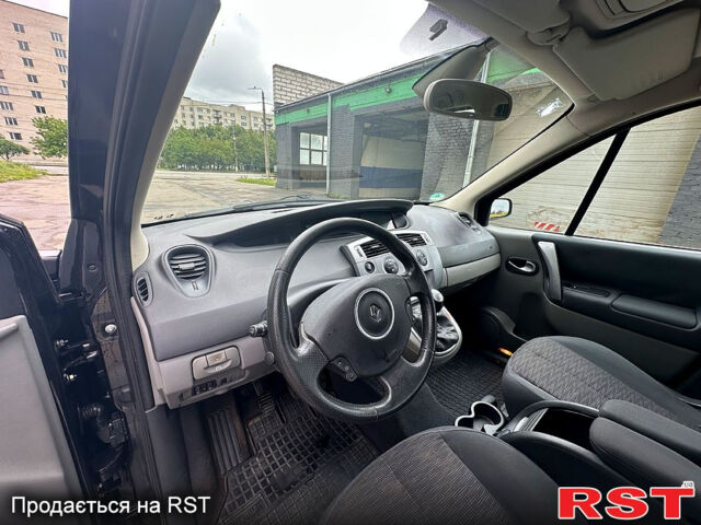 Рено Сценик, объемом двигателя 1.6 л и пробегом 202 тыс. км за 5350 $, фото 11 на Automoto.ua