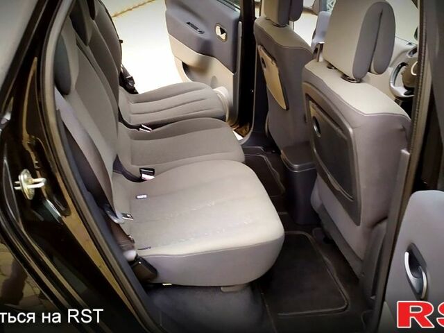 Рено Сценік, об'ємом двигуна 16 л та пробігом 197 тис. км за 6300 $, фото 8 на Automoto.ua