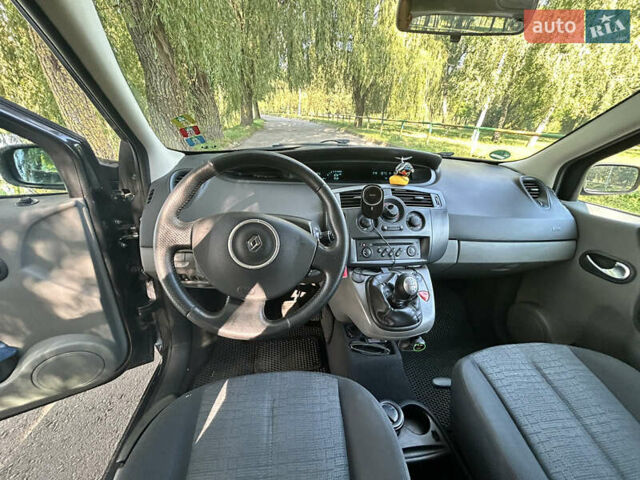 Рено Сценик, объемом двигателя 1.6 л и пробегом 167 тыс. км за 4699 $, фото 19 на Automoto.ua