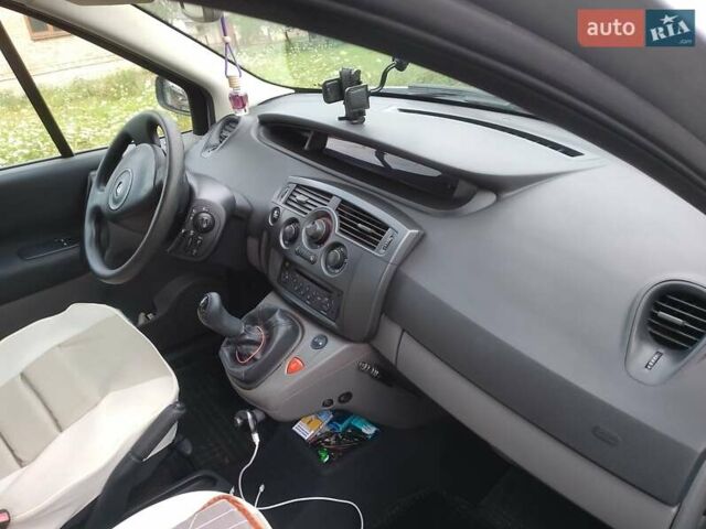 Рено Сценик, объемом двигателя 1.46 л и пробегом 182 тыс. км за 3800 $, фото 5 на Automoto.ua