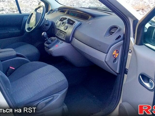 Рено Сценик, объемом двигателя 16 л и пробегом 180 тыс. км за 5300 $, фото 5 на Automoto.ua
