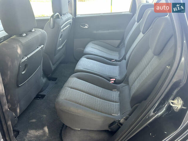 Рено Сценик, объемом двигателя 1.6 л и пробегом 167 тыс. км за 4699 $, фото 14 на Automoto.ua