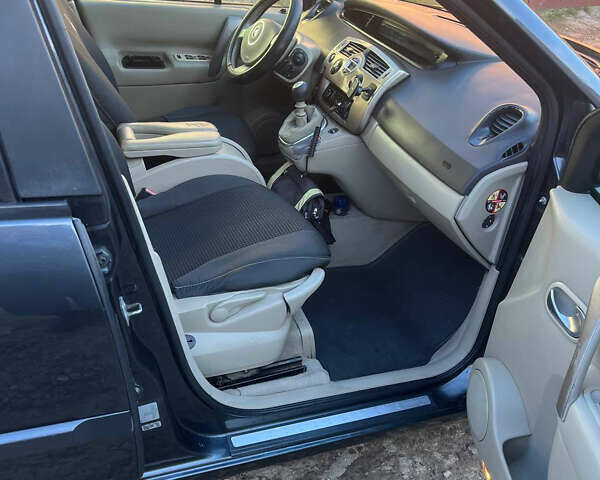 Рено Сценік, об'ємом двигуна 2 л та пробігом 5 тис. км за 4800 $, фото 5 на Automoto.ua