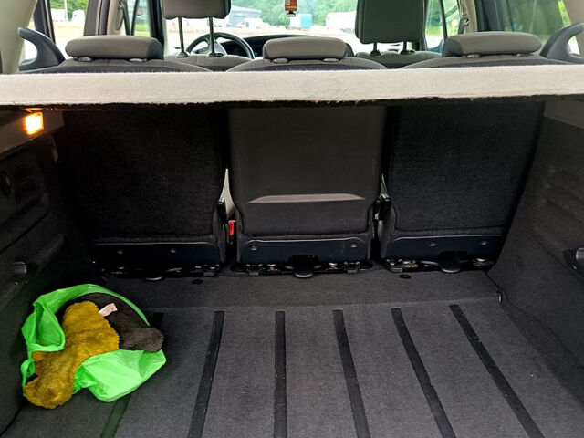 Рено Сценік, об'ємом двигуна 1.6 л та пробігом 240 тис. км за 5850 $, фото 4 на Automoto.ua