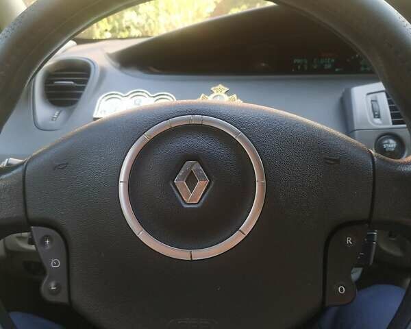 Рено Сценик, объемом двигателя 1.5 л и пробегом 261 тыс. км за 4700 $, фото 24 на Automoto.ua