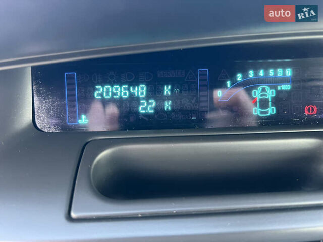 Рено Сценик, объемом двигателя 1.6 л и пробегом 209 тыс. км за 5350 $, фото 12 на Automoto.ua
