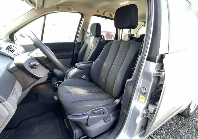 Рено Сценик, объемом двигателя 1.6 л и пробегом 186 тыс. км за 5599 $, фото 27 на Automoto.ua