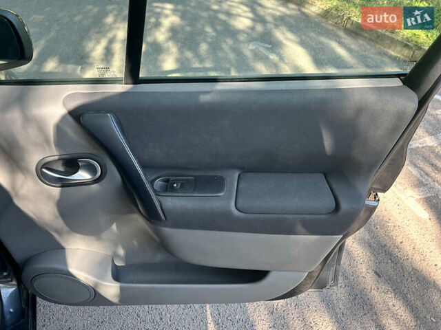 Рено Сценик, объемом двигателя 1.6 л и пробегом 167 тыс. км за 4699 $, фото 11 на Automoto.ua