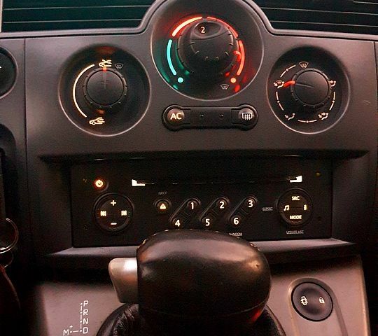 Рено Сценік, об'ємом двигуна 16 л та пробігом 180 тис. км за 6700 $, фото 3 на Automoto.ua