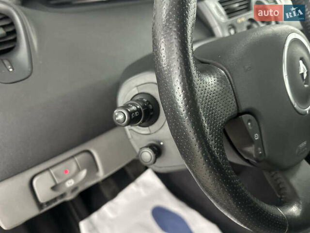 Рено Сценік 2007 у Вінниці на Automoto.ua Рено Сценік, об'ємом двигуна 1.6 л та пробігом 149 тис. км за 5700 $, фото 18 на Automoto.ua