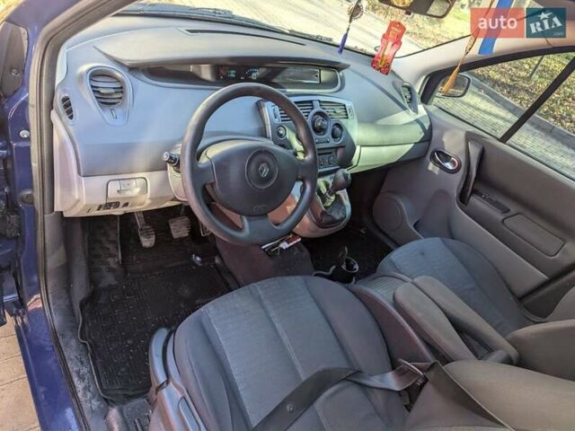 Рено Сценик, объемом двигателя 1.5 л и пробегом 265 тыс. км за 4900 $, фото 8 на Automoto.ua