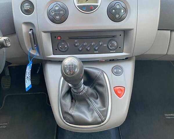 Рено Сценік, об'ємом двигуна 1.6 л та пробігом 210 тис. км за 5590 $, фото 31 на Automoto.ua