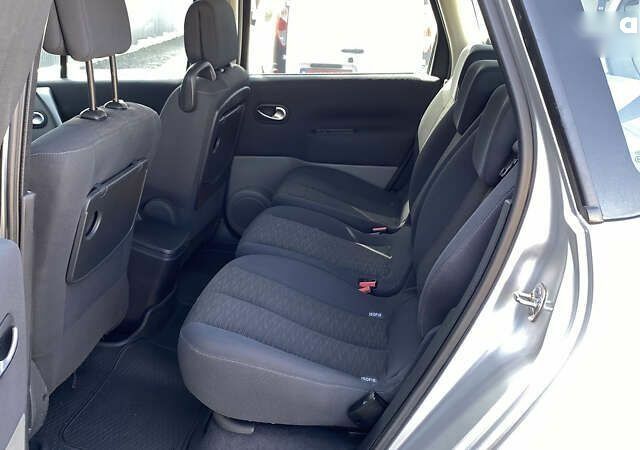 Рено Сценик, объемом двигателя 1.6 л и пробегом 186 тыс. км за 5599 $, фото 24 на Automoto.ua
