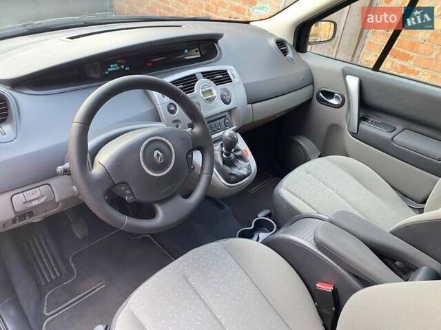 Рено Сценік, об'ємом двигуна 1.6 л та пробігом 210 тис. км за 5590 $, фото 22 на Automoto.ua