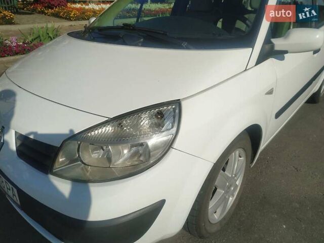 Рено Сценик, объемом двигателя 1.5 л и пробегом 261 тыс. км за 4700 $, фото 8 на Automoto.ua