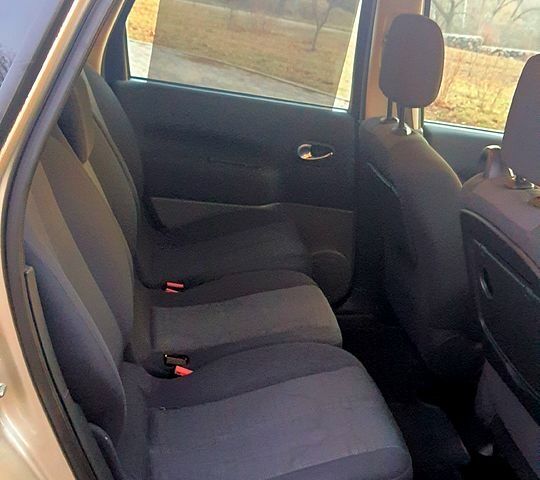 Рено Сценік, об'ємом двигуна 16 л та пробігом 180 тис. км за 6700 $, фото 8 на Automoto.ua