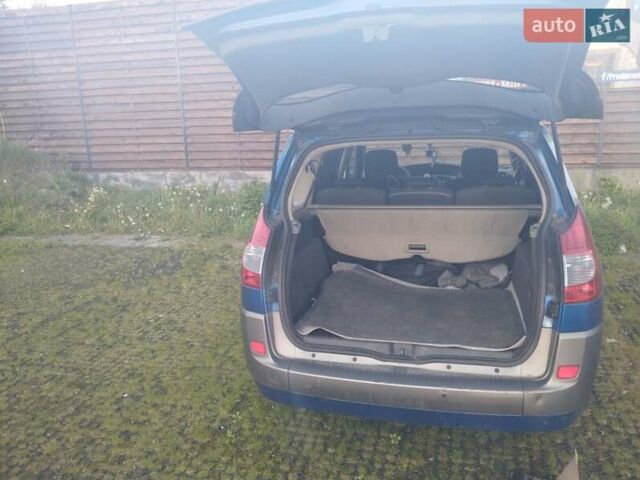 Рено Сценик, объемом двигателя 1.6 л и пробегом 248 тыс. км за 5200 $, фото 4 на Automoto.ua