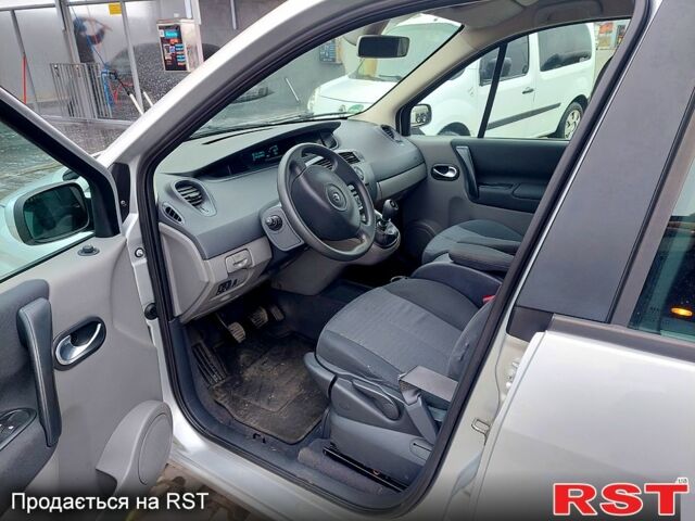 Рено Сценик, объемом двигателя 1.6 л и пробегом 170 тыс. км за 5500 $, фото 6 на Automoto.ua