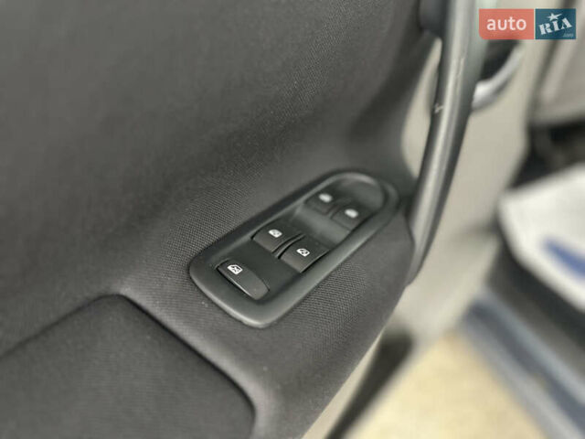 Рено Сценік 2007 у Вінниці на Automoto.ua Рено Сценік, об'ємом двигуна 1.6 л та пробігом 149 тис. км за 5700 $, фото 13 на Automoto.ua