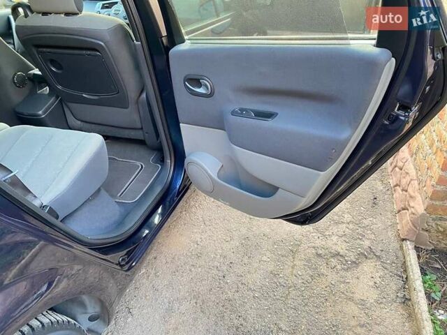 Рено Сценік, об'ємом двигуна 1.6 л та пробігом 210 тис. км за 5590 $, фото 44 на Automoto.ua