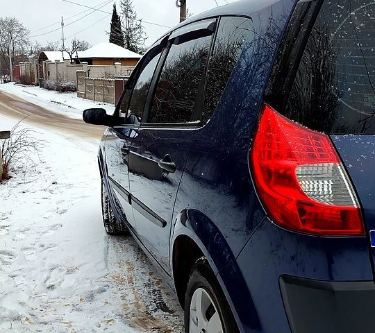 Рено Сценик, объемом двигателя 15 л и пробегом 297 тыс. км за 5700 $, фото 6 на Automoto.ua