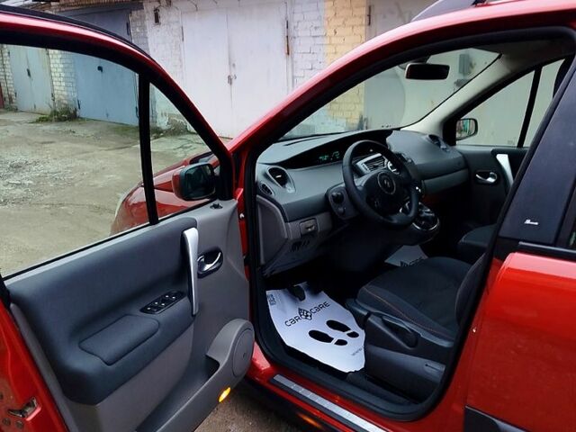 Рено Сценик, объемом двигателя 2 л и пробегом 171 тыс. км за 6250 $, фото 9 на Automoto.ua