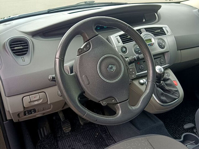 Рено Сценік, об'ємом двигуна 1.6 л та пробігом 240 тис. км за 5850 $, фото 3 на Automoto.ua