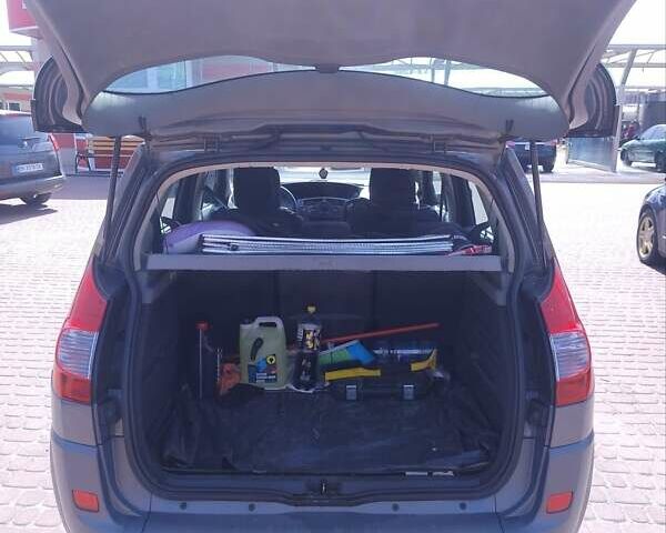 Рено Сценик, объемом двигателя 1.6 л и пробегом 236 тыс. км за 5500 $, фото 6 на Automoto.ua