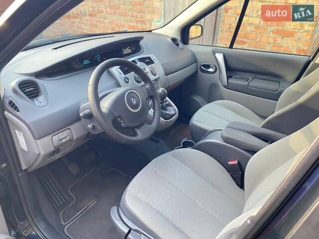 Рено Сценік, об'ємом двигуна 1.6 л та пробігом 210 тис. км за 5590 $, фото 21 на Automoto.ua