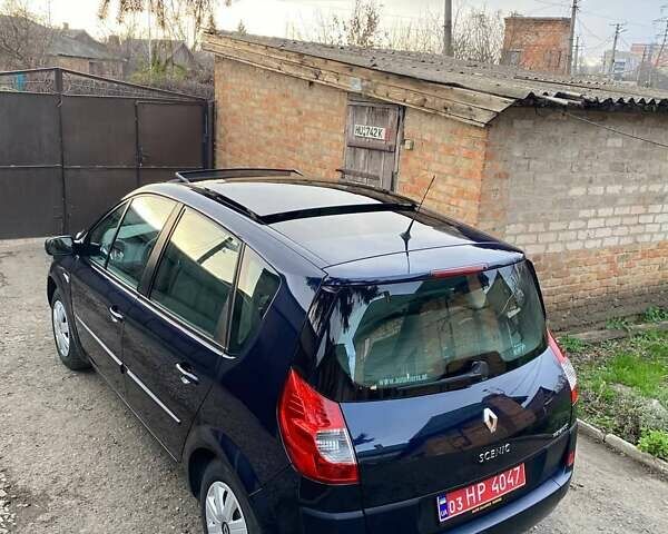 Рено Сценік, об'ємом двигуна 1.6 л та пробігом 210 тис. км за 5590 $, фото 17 на Automoto.ua