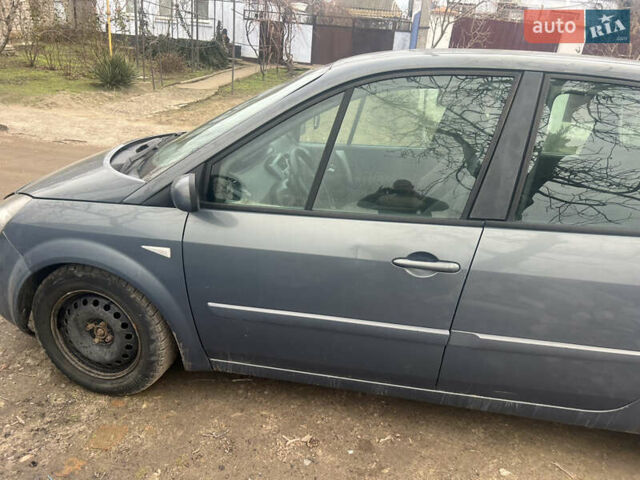 Рено Сценик, объемом двигателя 1.5 л и пробегом 305 тыс. км за 4200 $, фото 8 на Automoto.ua