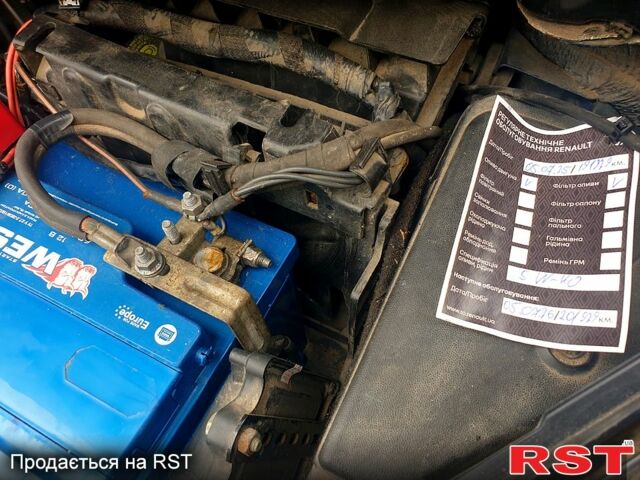 Рено Сценик, объемом двигателя 2 л и пробегом 193 тыс. км за 5800 $, фото 9 на Automoto.ua