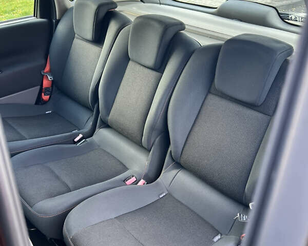 Рено Сценик, объемом двигателя 1.6 л и пробегом 250 тыс. км за 6100 $, фото 22 на Automoto.ua