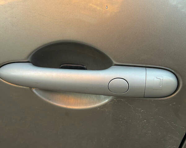 Рено Сценик, объемом двигателя 0 л и пробегом 290 тыс. км за 5400 $, фото 10 на Automoto.ua