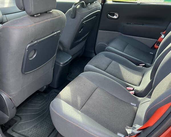 Рено Сценик, объемом двигателя 1.6 л и пробегом 250 тыс. км за 6100 $, фото 21 на Automoto.ua