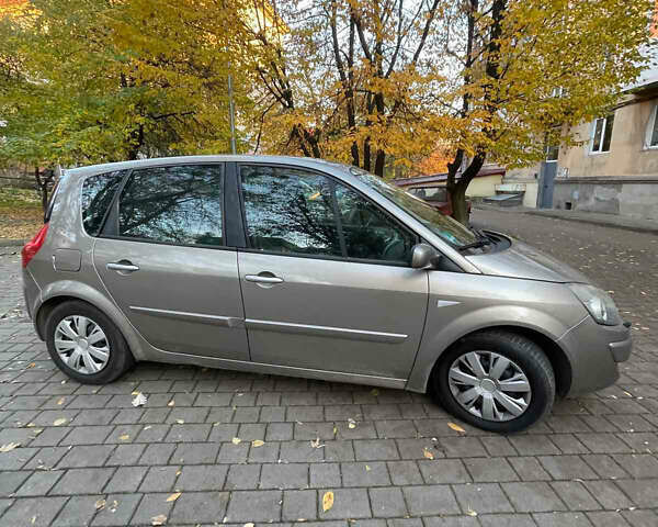 Рено Сценик, объемом двигателя 0 л и пробегом 290 тыс. км за 5400 $, фото 11 на Automoto.ua