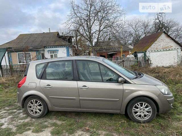 Рено Сценик, объемом двигателя 1.9 л и пробегом 218 тыс. км за 7300 $, фото 4 на Automoto.ua