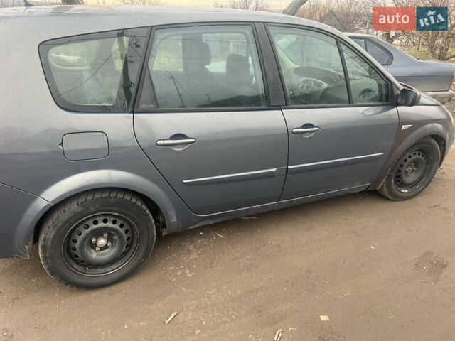Рено Сценик, объемом двигателя 1.5 л и пробегом 305 тыс. км за 3777 $, фото 7 на Automoto.ua