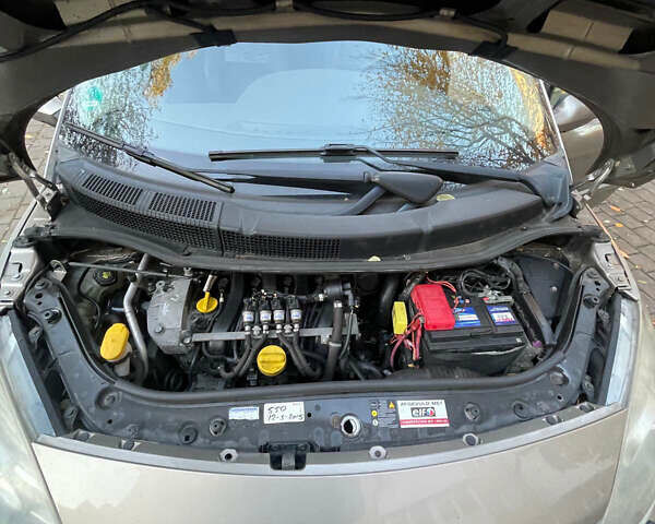 Рено Сценик, объемом двигателя 0 л и пробегом 290 тыс. км за 5400 $, фото 20 на Automoto.ua