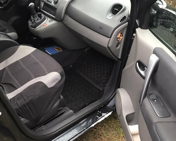 Рено Сценик, объемом двигателя 0 л и пробегом 266 тыс. км за 5350 $, фото 64 на Automoto.ua