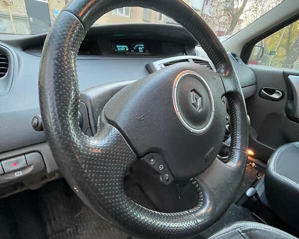 Рено Сценик, объемом двигателя 0 л и пробегом 290 тыс. км за 5400 $, фото 6 на Automoto.ua